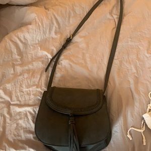 Boho crossbar